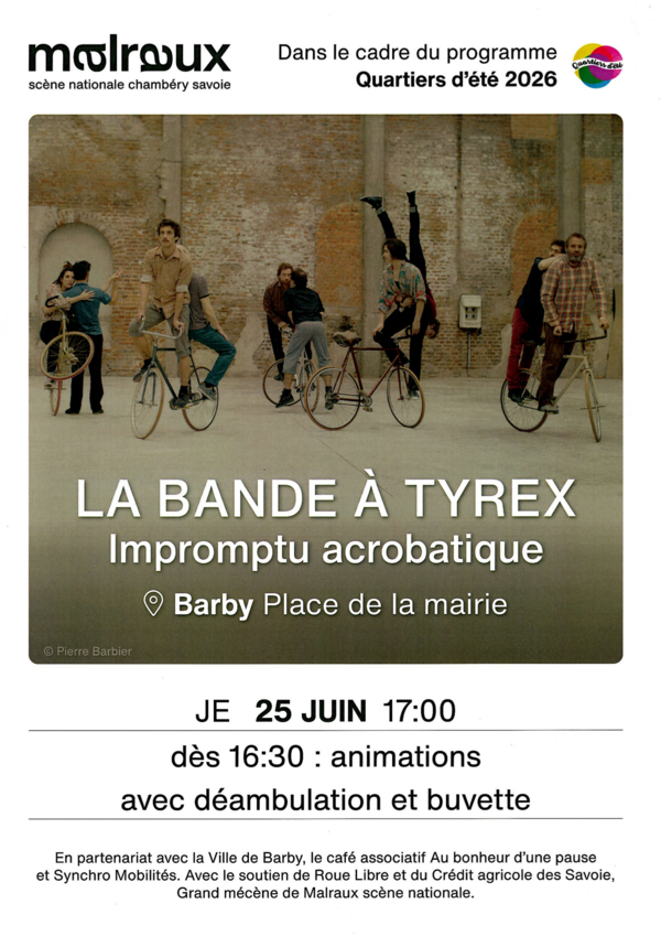 Impromptu acrobatique par la Bande à Tyrex  place de la mairie